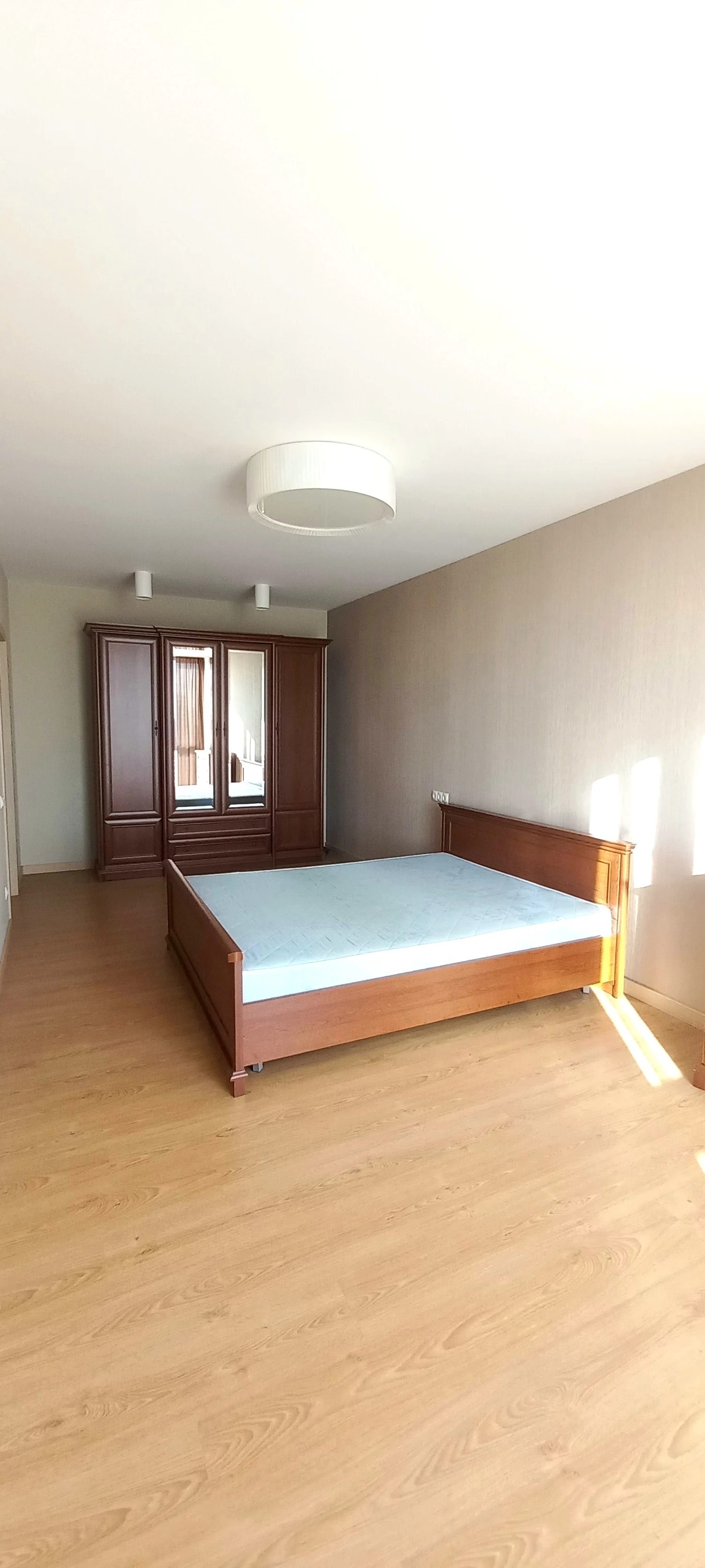 Apartment for rent. 2 rooms, 65 m², 6th floor/10 floors. 28, Bortnyanskoho, Lviv. 