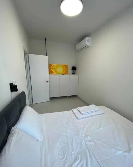 Apartment for rent. 1 room, 50 m², 2nd floor/6 floors. 153, Fontanskaya Doroha ul., Odesa. 