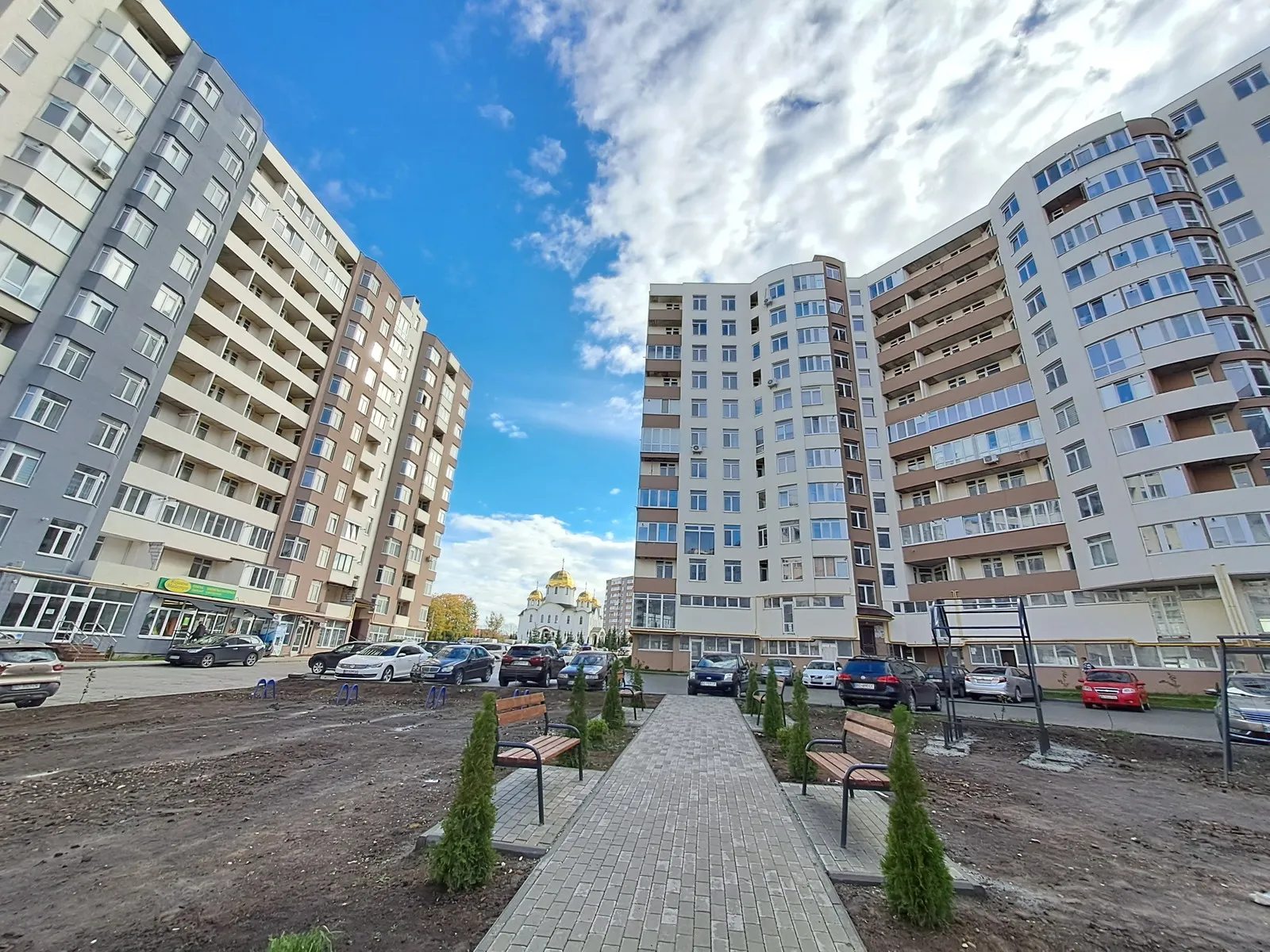 Apartments for sale. 2 rooms, 69 m², 5th floor/10 floors. Kyyivska vul., Ternopil. 