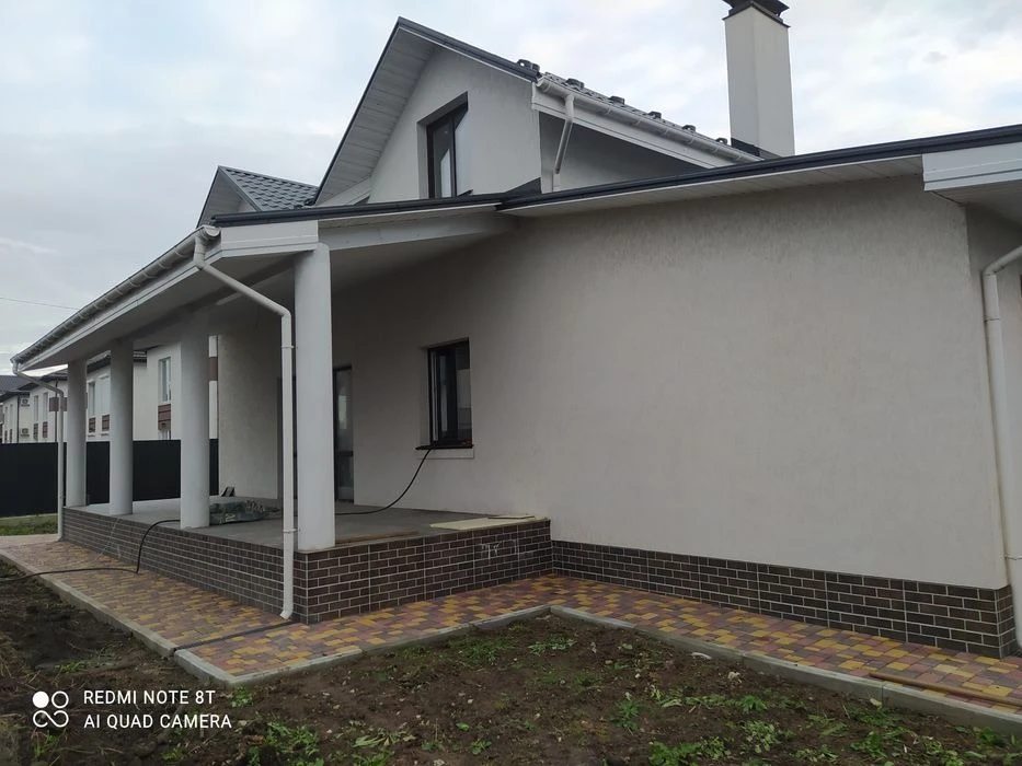 House for sale. 5 rooms, 280 m², 2 floors. Hatne. 