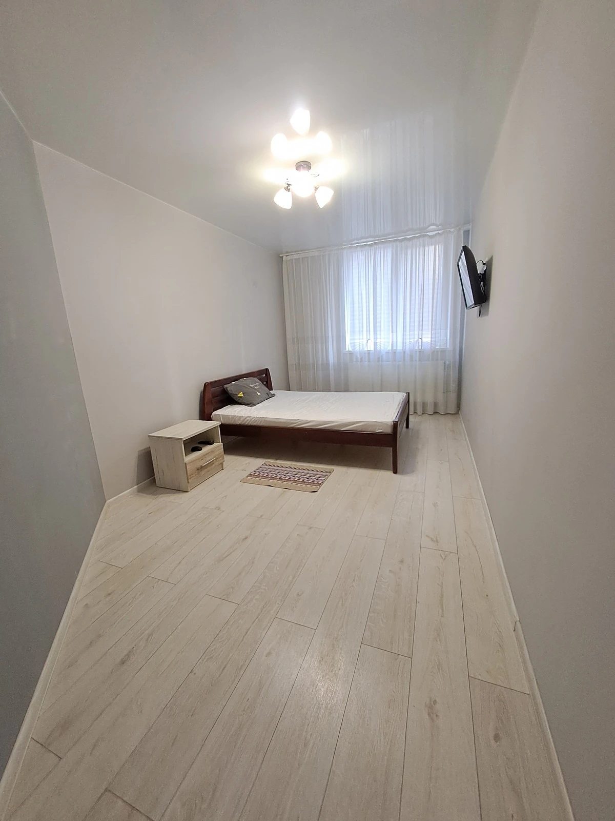 Apartment for rent. 2 rooms, 67 m², 3rd floor/11 floors. 18, Bilohirska vul., Ternopil. 
