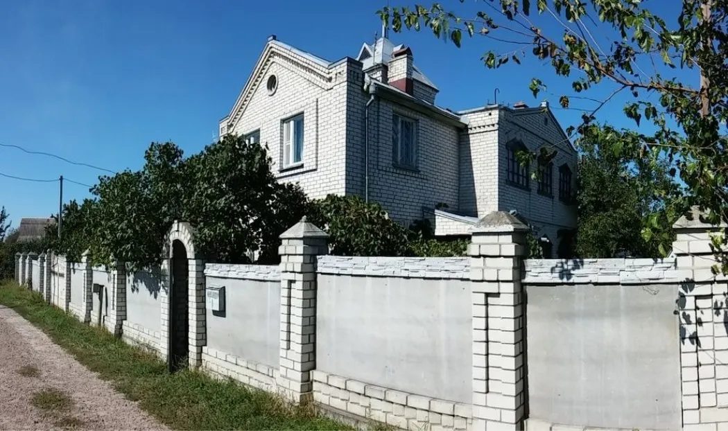 House for sale. 6 rooms, 236 m², 2 floors. Shvachykha. 