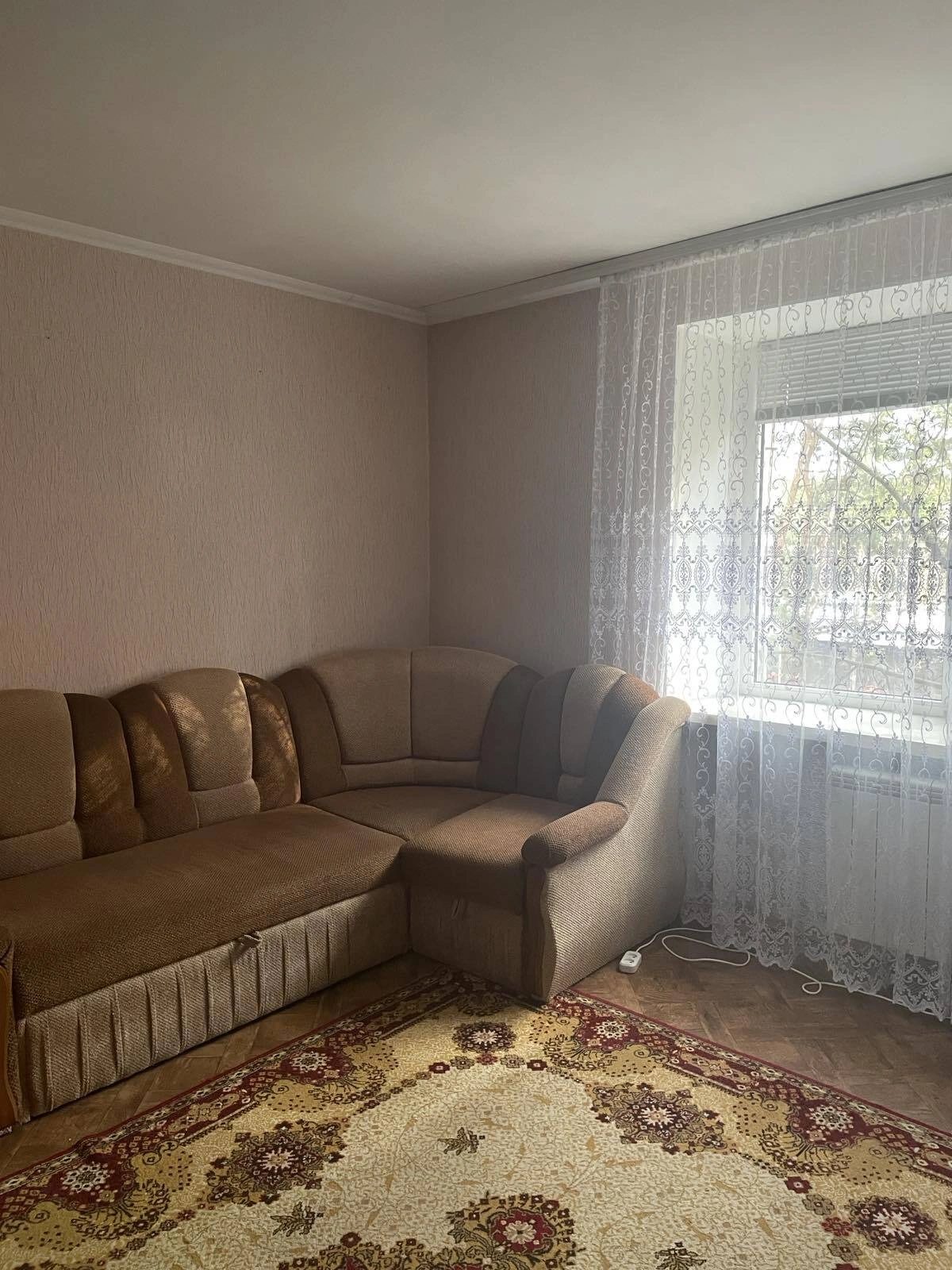 Room for rent for a long time. 1 room, 26 m², 3rd floor/9 floors. 10, Kosmonavta Popovycha ul., Kyiv. 