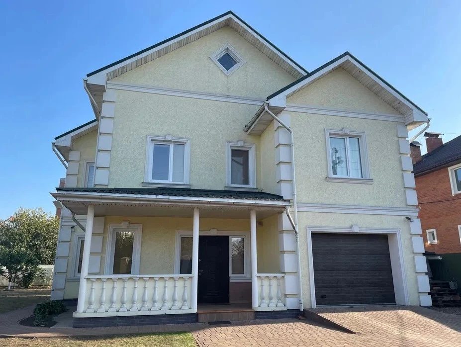 House for sale. 1, Doroshenka, Brovary. 