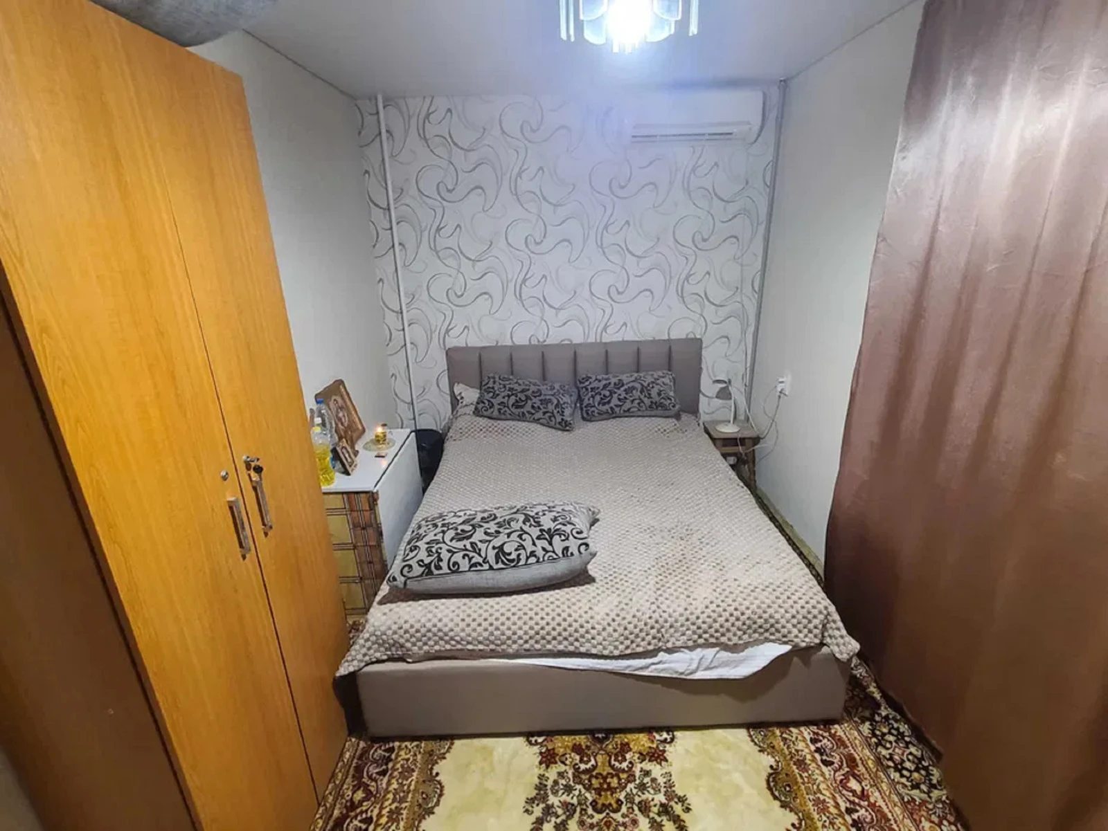 Apartments for sale. 3 rooms, 51 m², 1st floor/5 floors. 40, Yvana y Yuryya Lyp ul. Haydara, Odesa. 