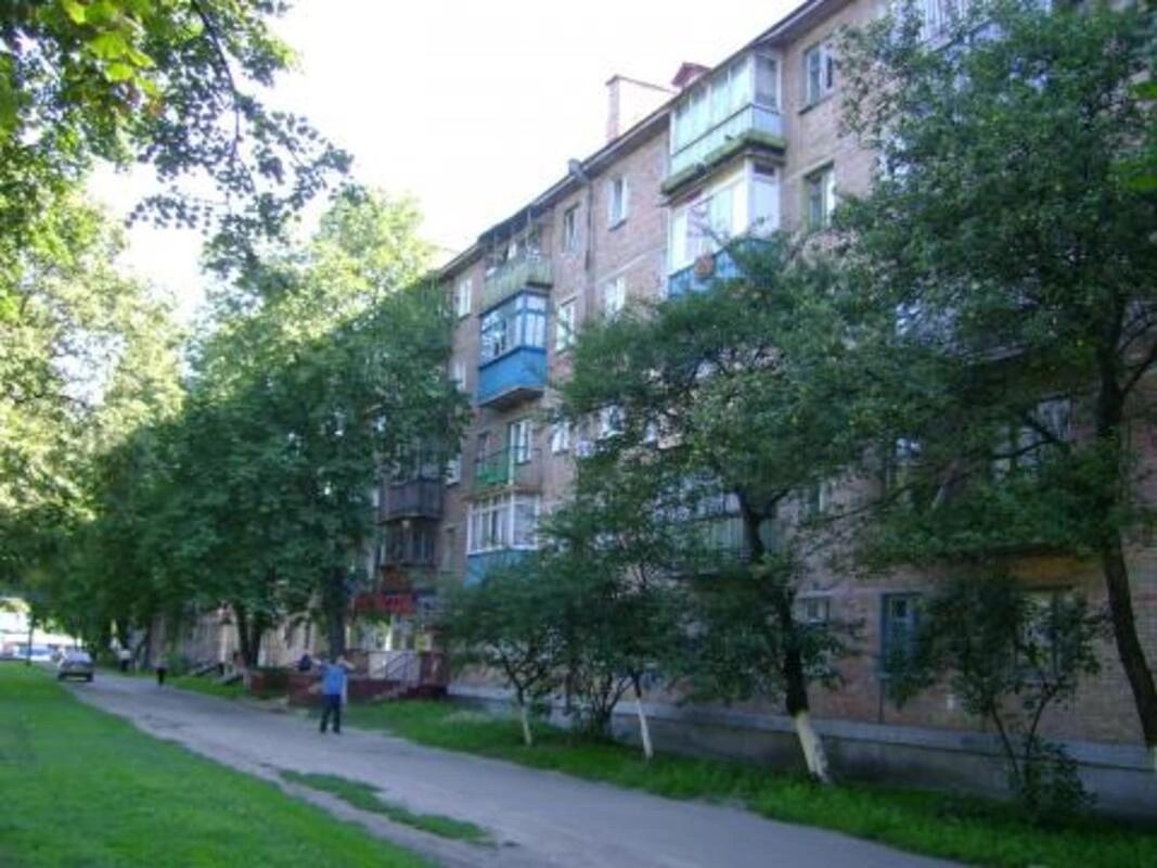 Apartments for sale. 1 room, 32 m², 3rd floor/5 floors. 72, Shcherbakovskoho Danyla ul. Shcherbakova, Kyiv. 