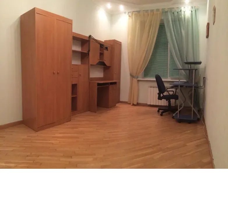 Сдам квартиру. 3 rooms, 130 m², 10th floor/18 floors. 14, Срибнокильская 14, Киев. 