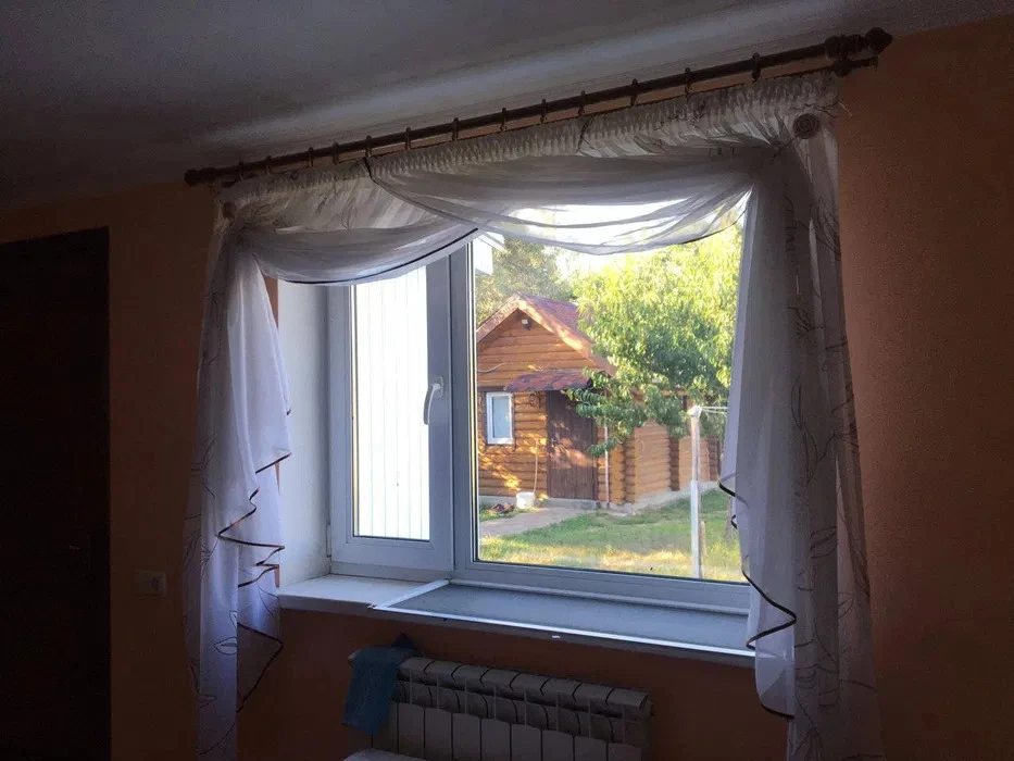 House for sale. 4 rooms, 92 m², 1 floor. Semypolky. 