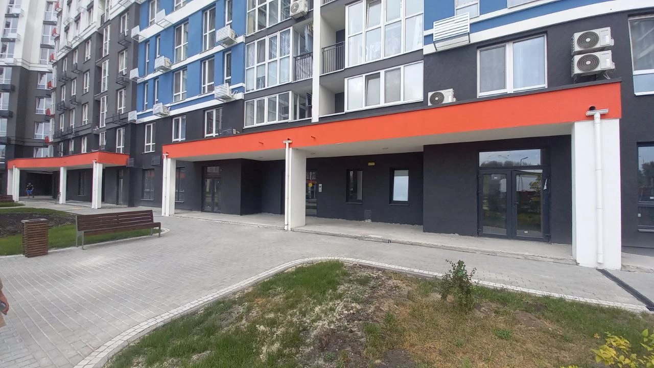 Apartments for sale. 2 rooms, 66 m², 13 floor/25 floors. 8, Kanalna 8, Kyiv. 