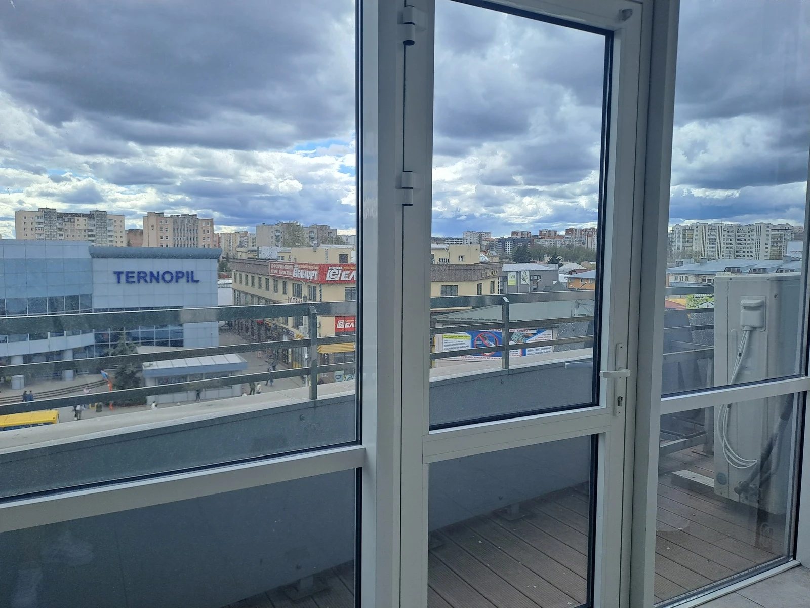 Real estate for sale for commercial purposes. 250 m², 4th floor/4 floors. Tsentr, Ternopil. 