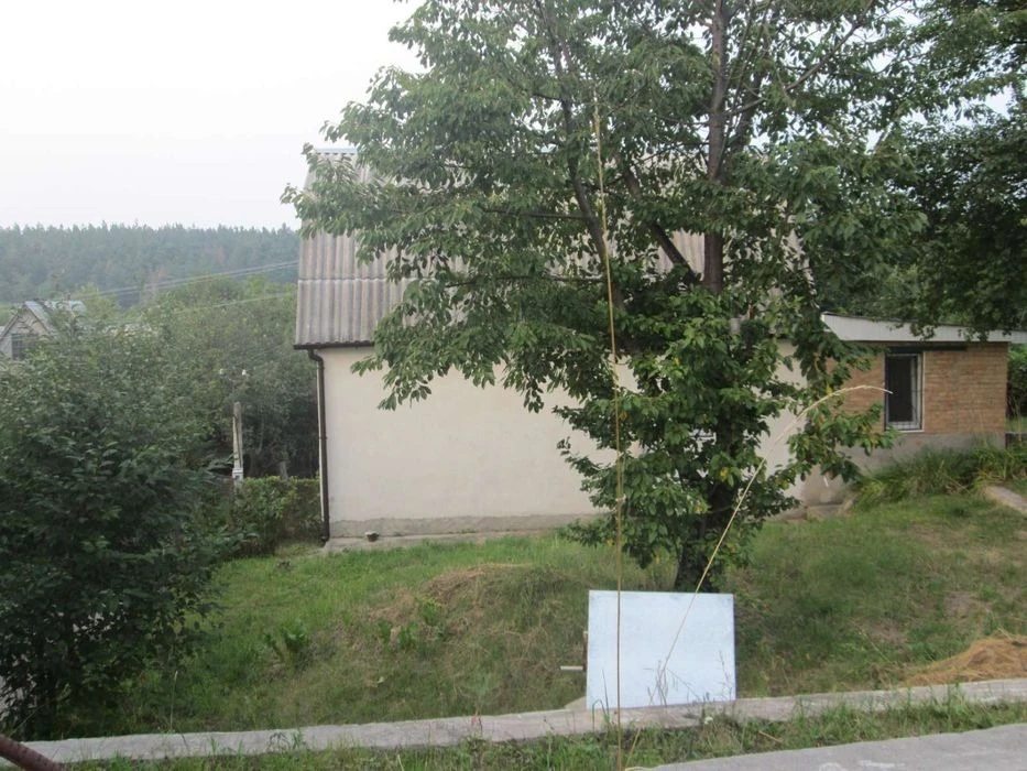 House for sale. 4 rooms, 105 m², 2 floors. Khodoriv. 