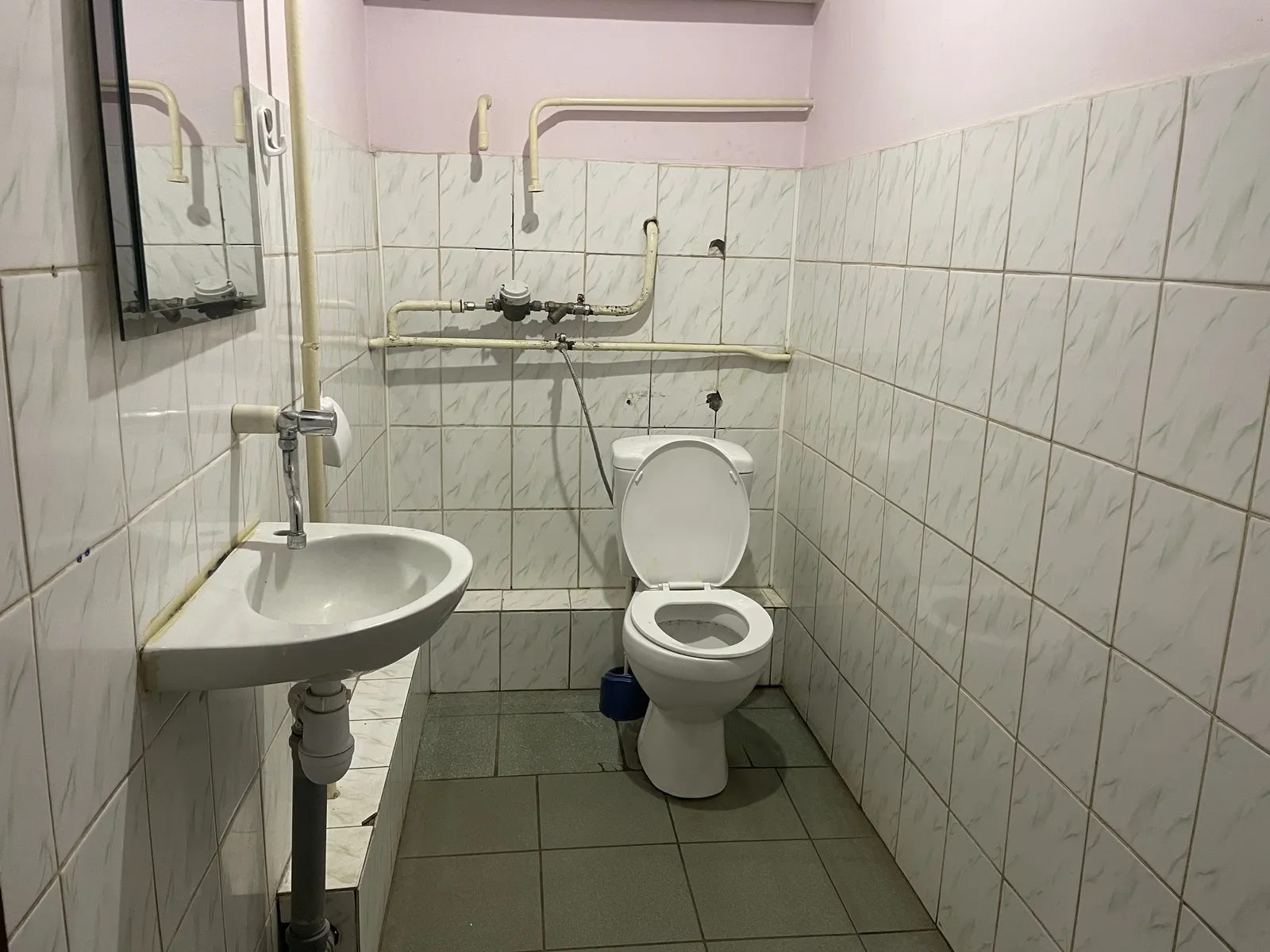 Продам нерухомість під комерцію 77 m², 1 пов./5 поверхів. Новий Світ вул., Тернопіль. 