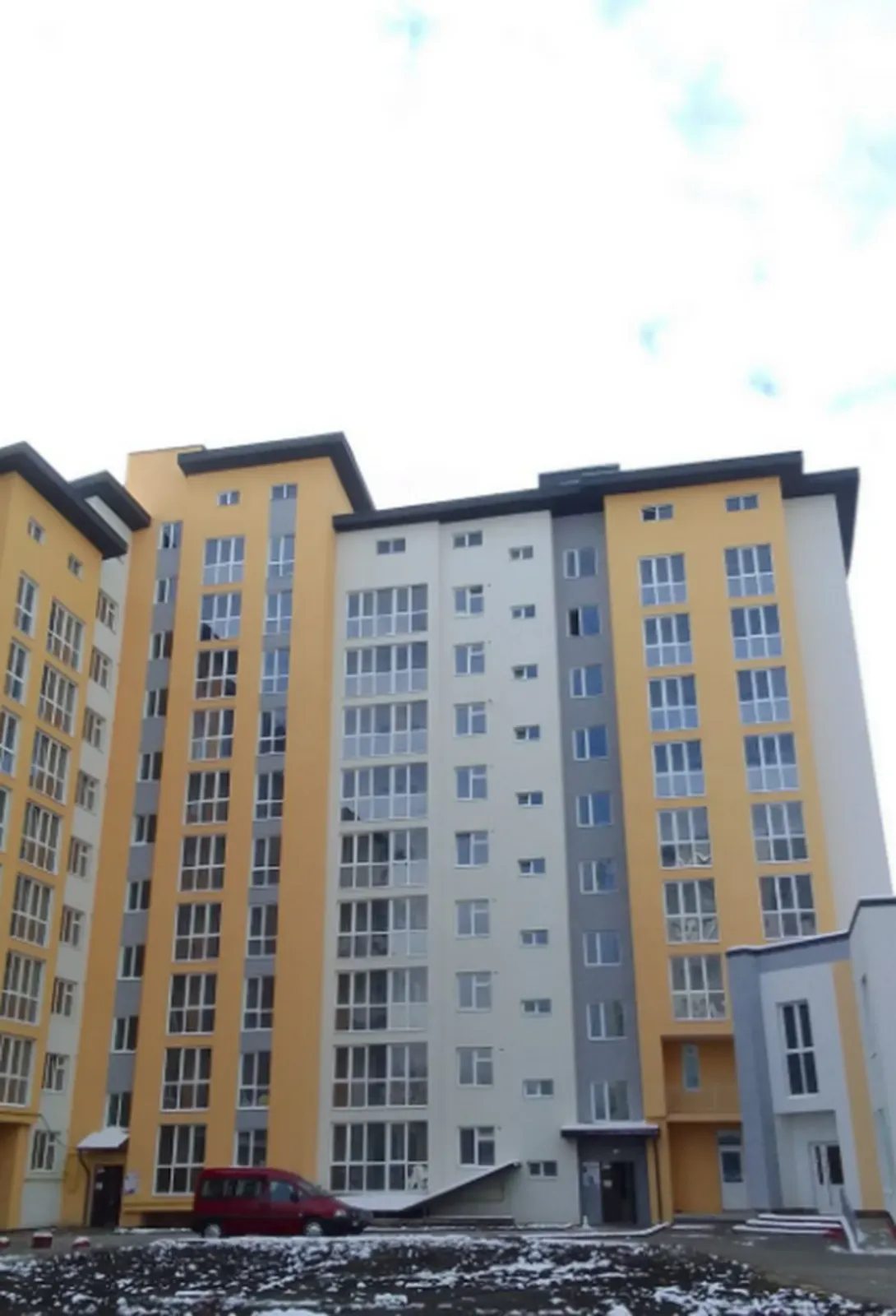 Продаж квартири 2 кімнати, 86 m², 4 пов./9 поверхів. Сахарный завод, Тернопіль. 