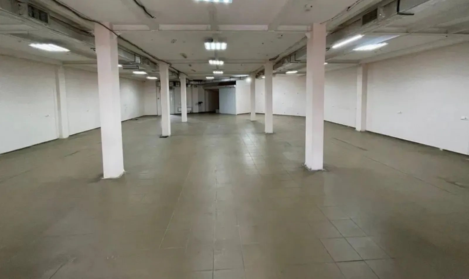 Commercial space for sale. 480 m², 1st floor/1 floor. Obolonya, Ternopil. 