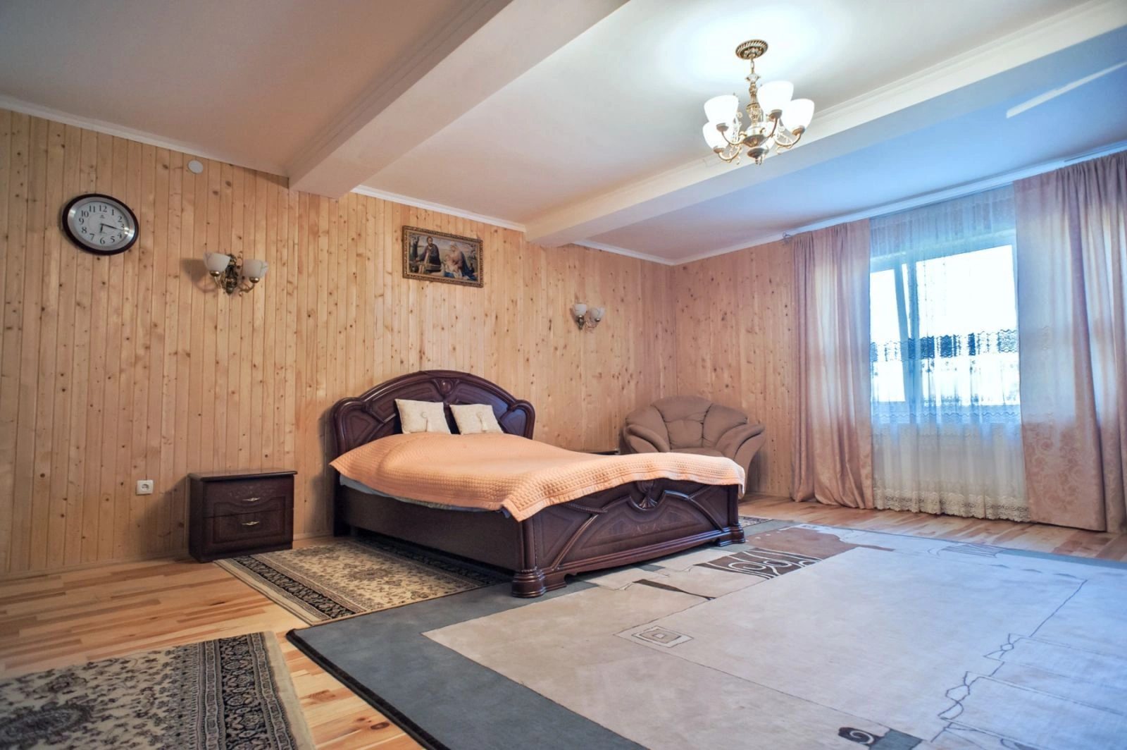 Продам нерухомість під комерцію 1530 m², 1 пов./1 пов.. 12, Шкільна вул., Нище. 