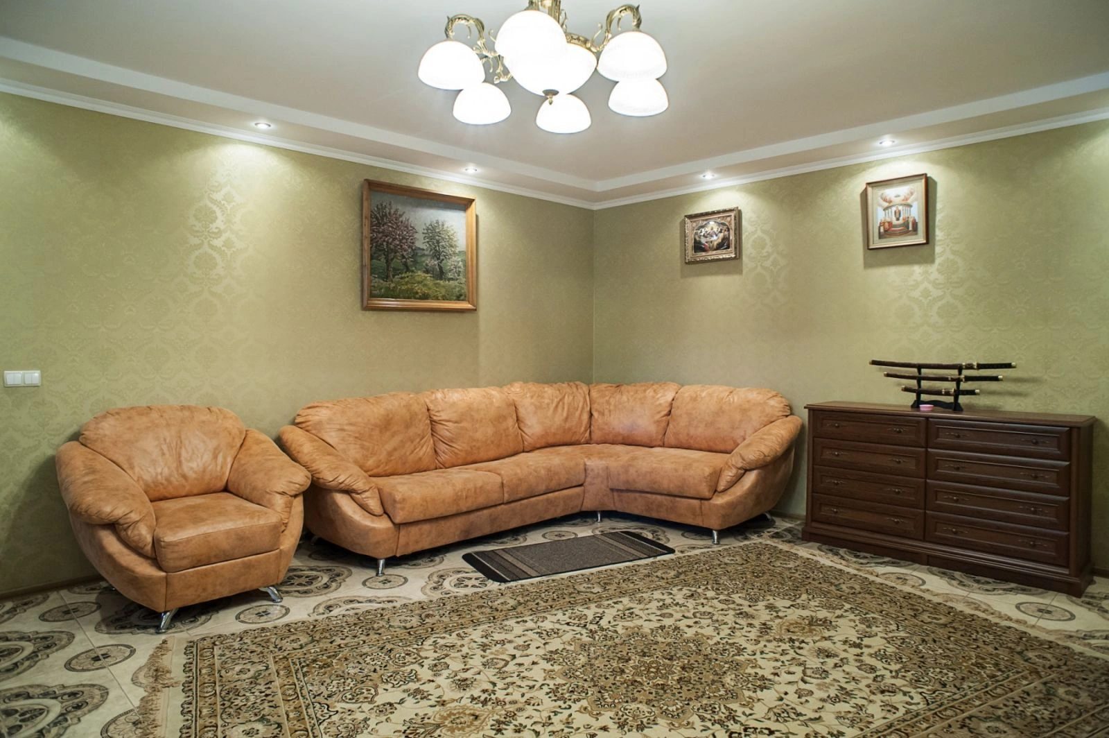 Продам нерухомість під комерцію 1530 m², 1 пов./1 пов.. 12, Шкільна вул., Нище. 