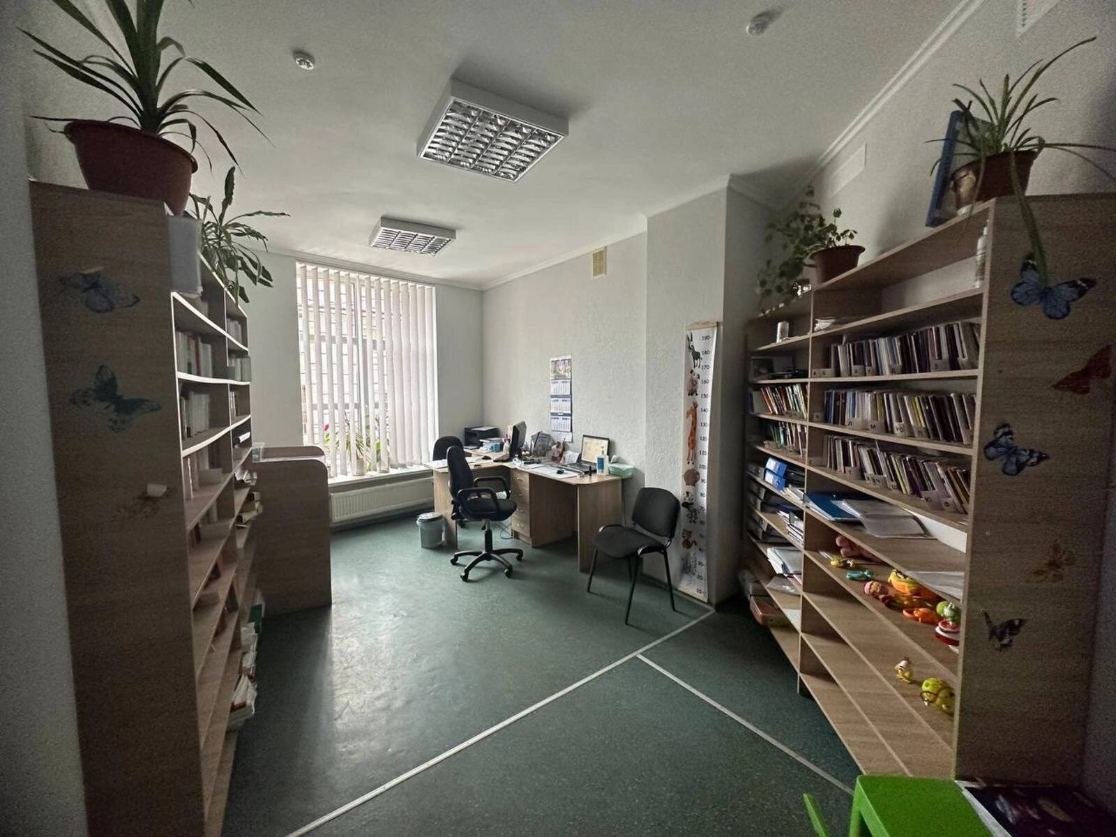 Office for rent. 3 rooms, 72 m², 1st floor/16 floors. 14, Kovalskyy provulok, Bila Tserkva. 