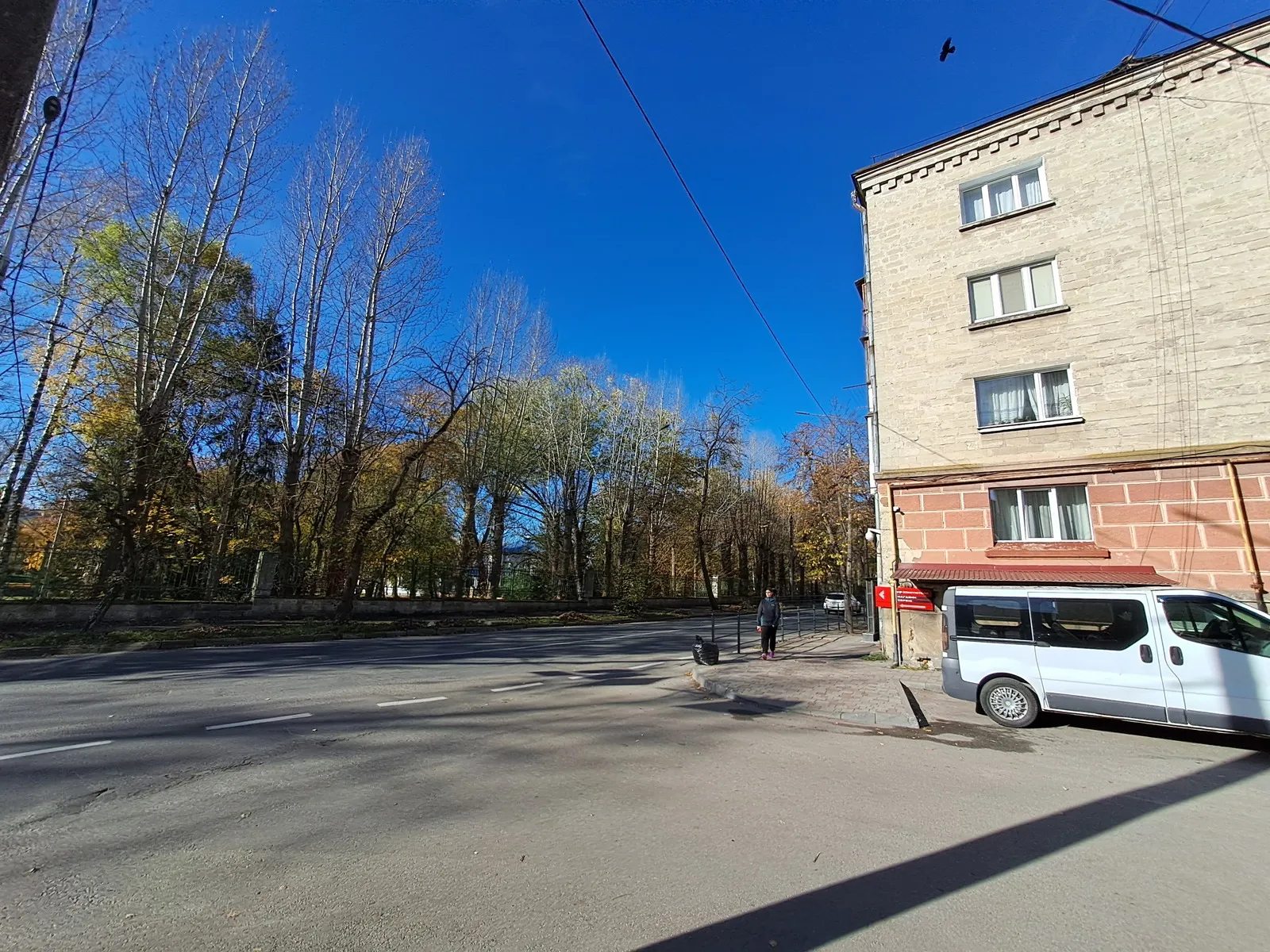 Apartments for sale. 4 rooms, 123 m², 4th floor/5 floors. Staryy Podil vul., Ternopil. 
