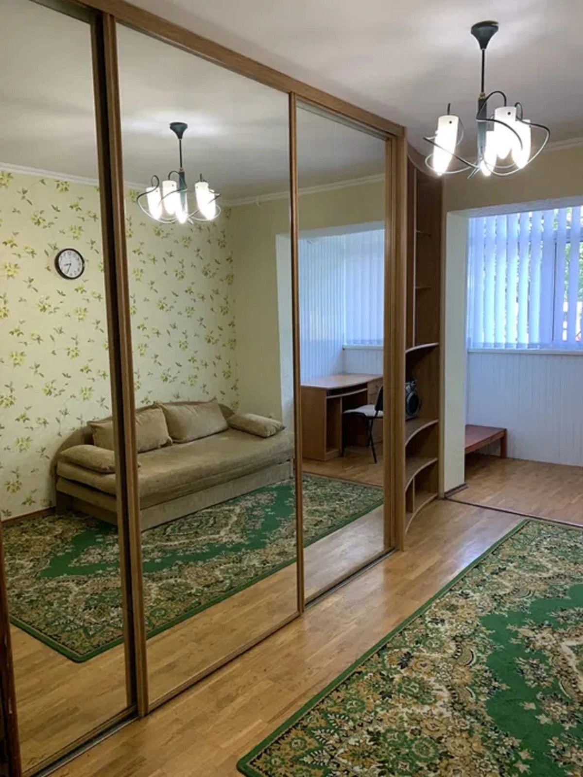 Продаж квартири 3 кімнати, 65 m², 1 пов./9 поверхів. 25, Глушко Академика пр., Одеса. 