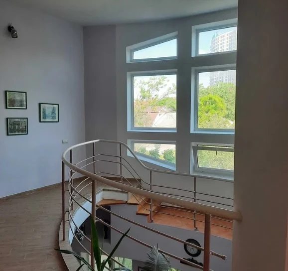 Продаж будинку. 300 m², 2 floors. Леваневского ул., Одеса. 