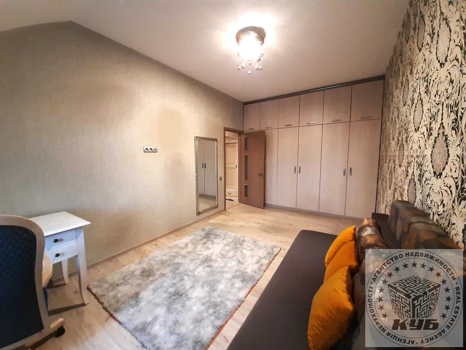 Продаж квартири. 2 rooms, 58 m², 5th floor/5 floors. 35, Щаслива , Софіївська Борщагівка. 