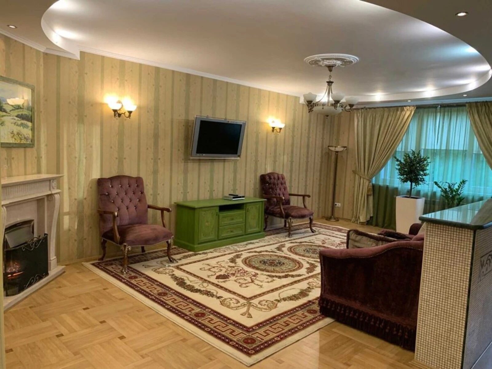 Apartment for rent. 3 rooms, 121 m², 5th floor/14 floors. 68, Golosiyivskiy 68, Kyiv. 