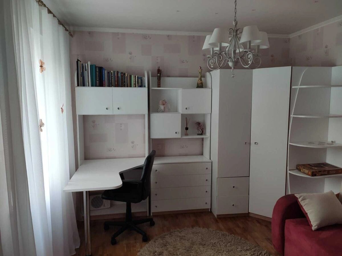 Apartment for rent. 4 rooms, 90 m², 12 floor/16 floors. 25, Yefremova , Kyiv. 