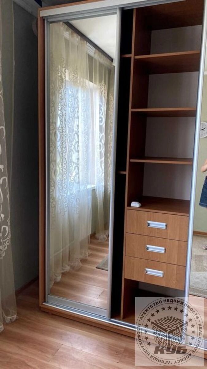 Apartments for sale. 3 rooms, 73 m², 13 floor/16 floors. 16, Ushakova Mykoly 16, Kyiv. 