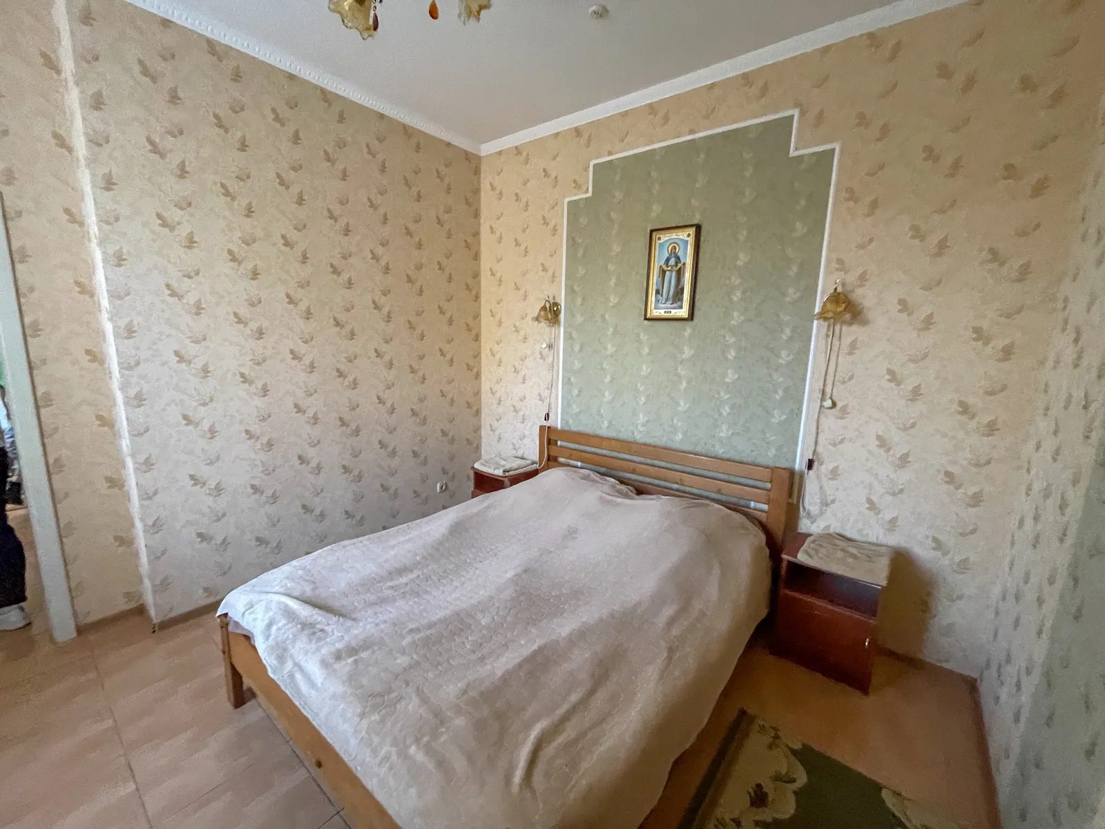 Продаж діючого готелю у місті Кременець