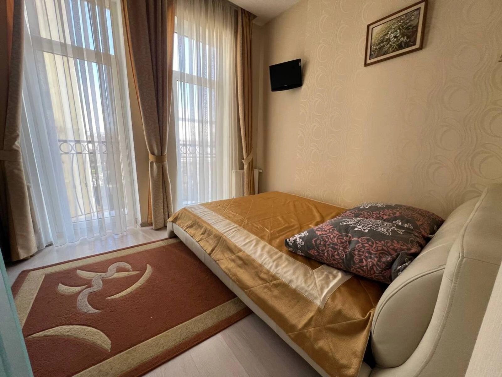 Здам квартиру. 1 room, 60 m², 6th floor/16 floors. 3, Сабанский пер., Одеса. 