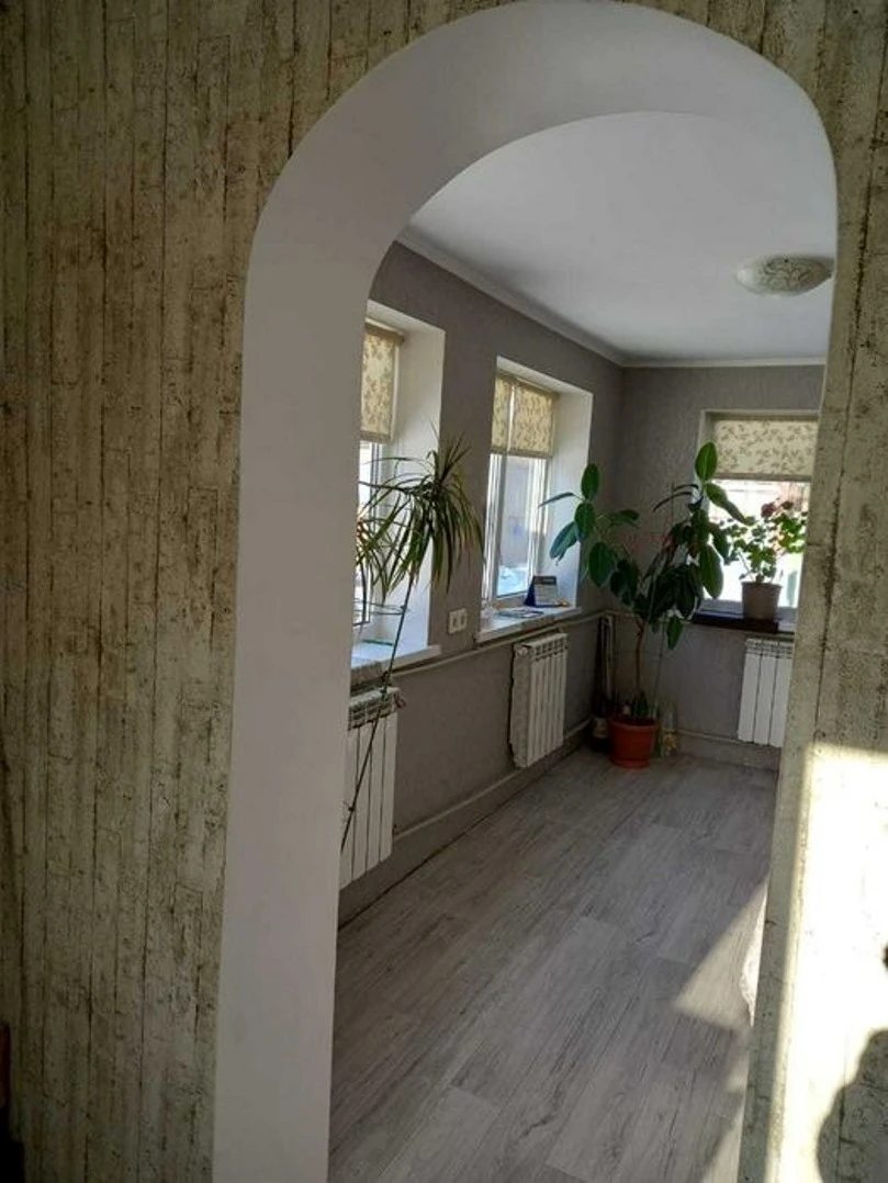 House for sale. 5 rooms, 93 m², 1 floor. Prybirsk. 