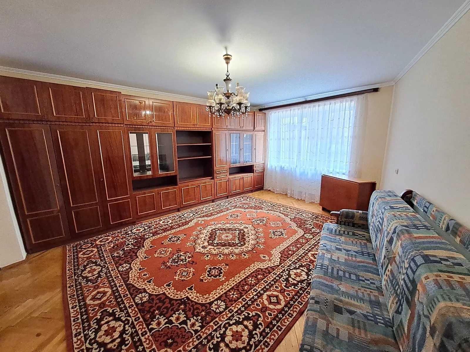 Apartment for rent. 3 rooms, 60 m², 2nd floor/5 floors. Dovzhenka O. vul., Ternopil. 