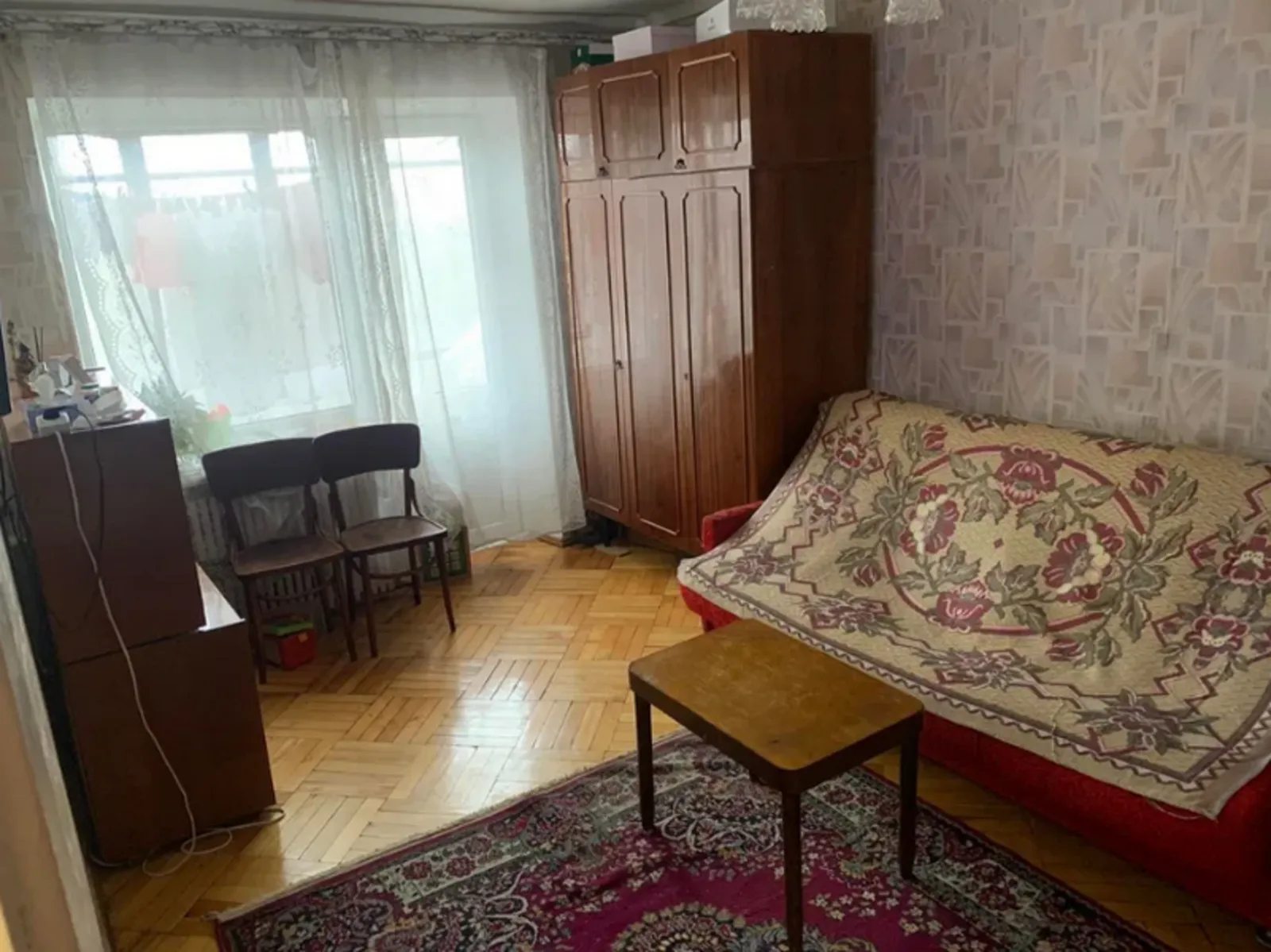 Apartments for sale. 1 room, 31 m², 2nd floor/5 floors. Myru vul., Ternopil. 