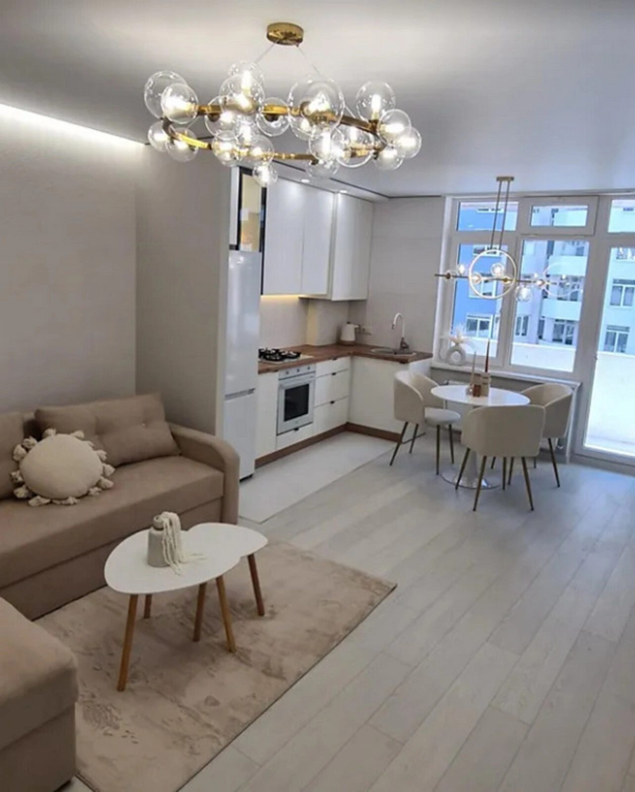Продаж квартири. 2 rooms, 56 m², 5th floor/11 floors. Бам, Тернопіль. 
