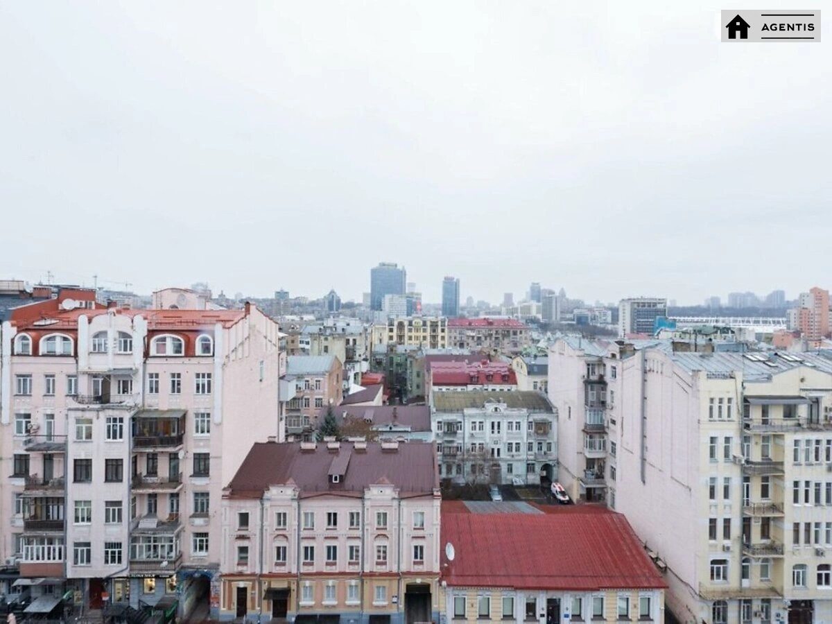 Apartment for rent. 5 rooms, 240 m², 7th floor/7 floors. 8, Antonovycha vul. Horkoho, Kyiv. 