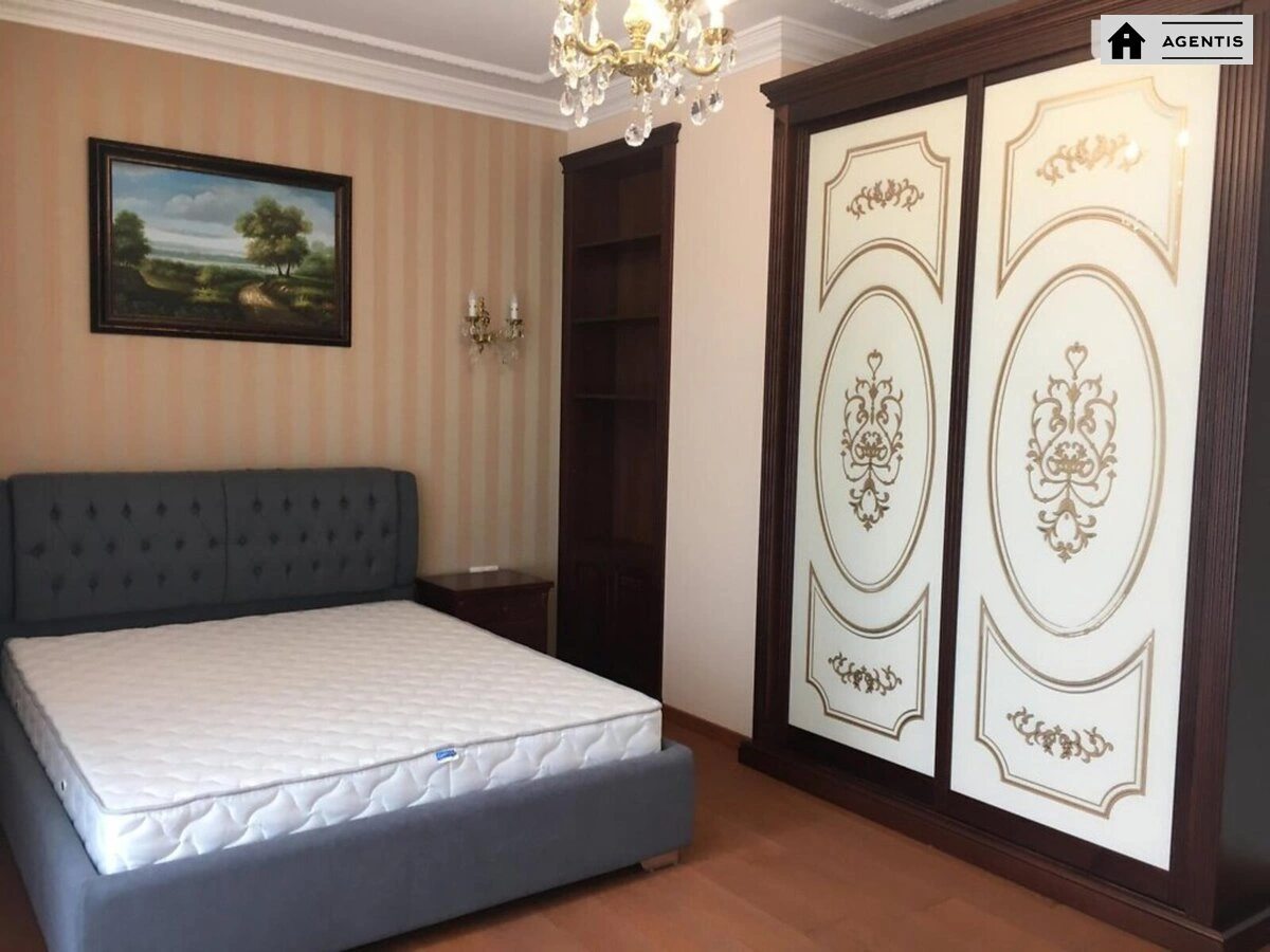 Apartment for rent 4 rooms, 140 m², 7th fl./19 floors. Andriya Verkhohlyada vul. Mykhayla Drahomirova, Kyiv. 