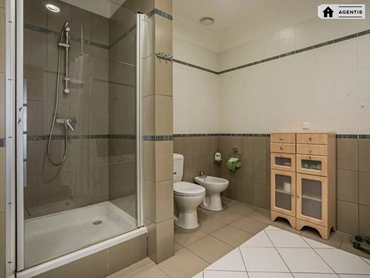 Apartment for rent 4 rooms, 216 m², 9th fl./15 floors. 11, Shevchenka 11, Kyiv. 