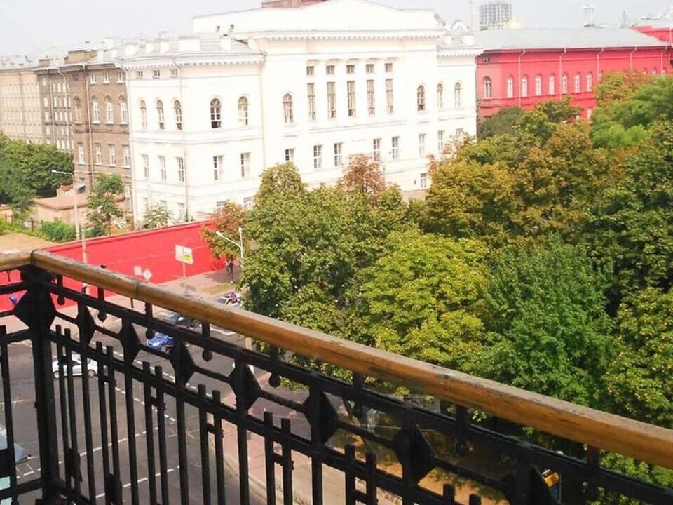 Здам квартиру 5 кімнат, 228 m², 6 пов./6 поверхів. 11, Павла Скоропадського вул., Київ. 