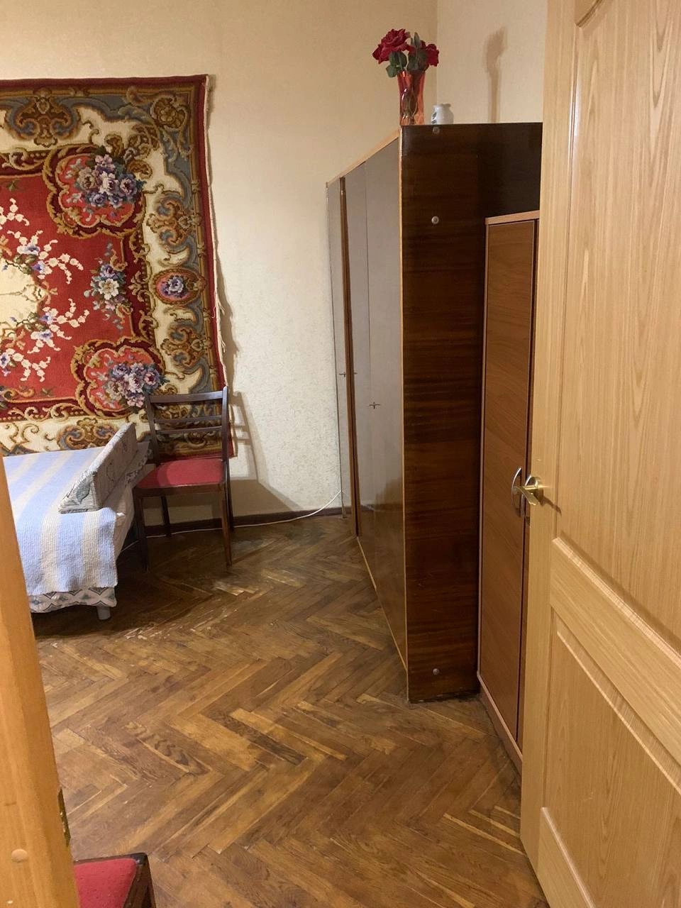 Продаж затишної 1-кімнатної квартири в історичному центрі Києва, 