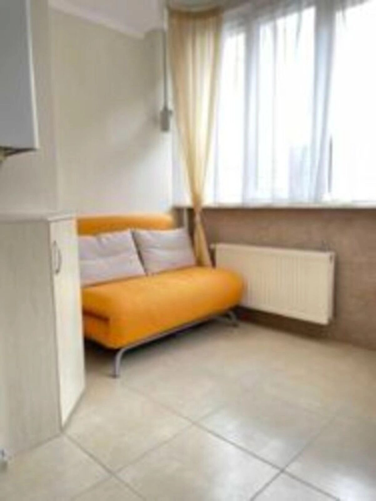 Apartments for sale. 1 room, 44 m², 3rd floor/10 floors. 27, Myru , Sofiyivska Borshchahivka. 