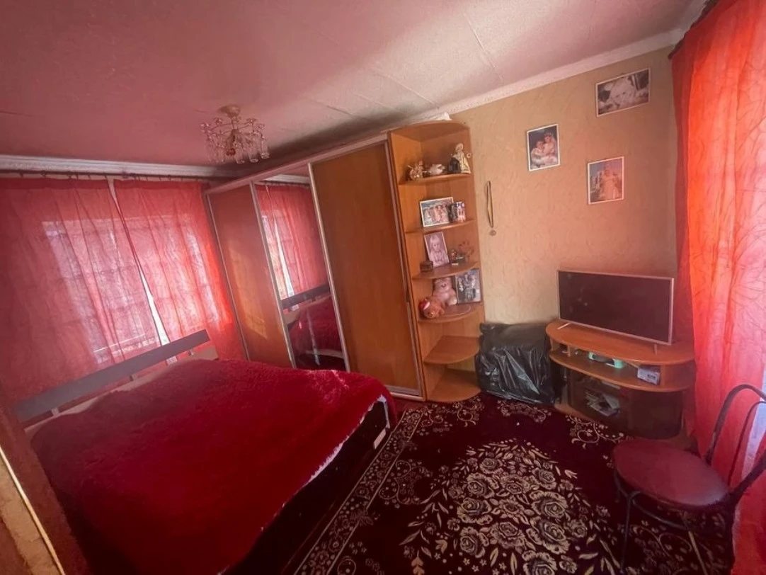 Продажа дома. 3 rooms, 105 m², 3 floors. Гнидын. 