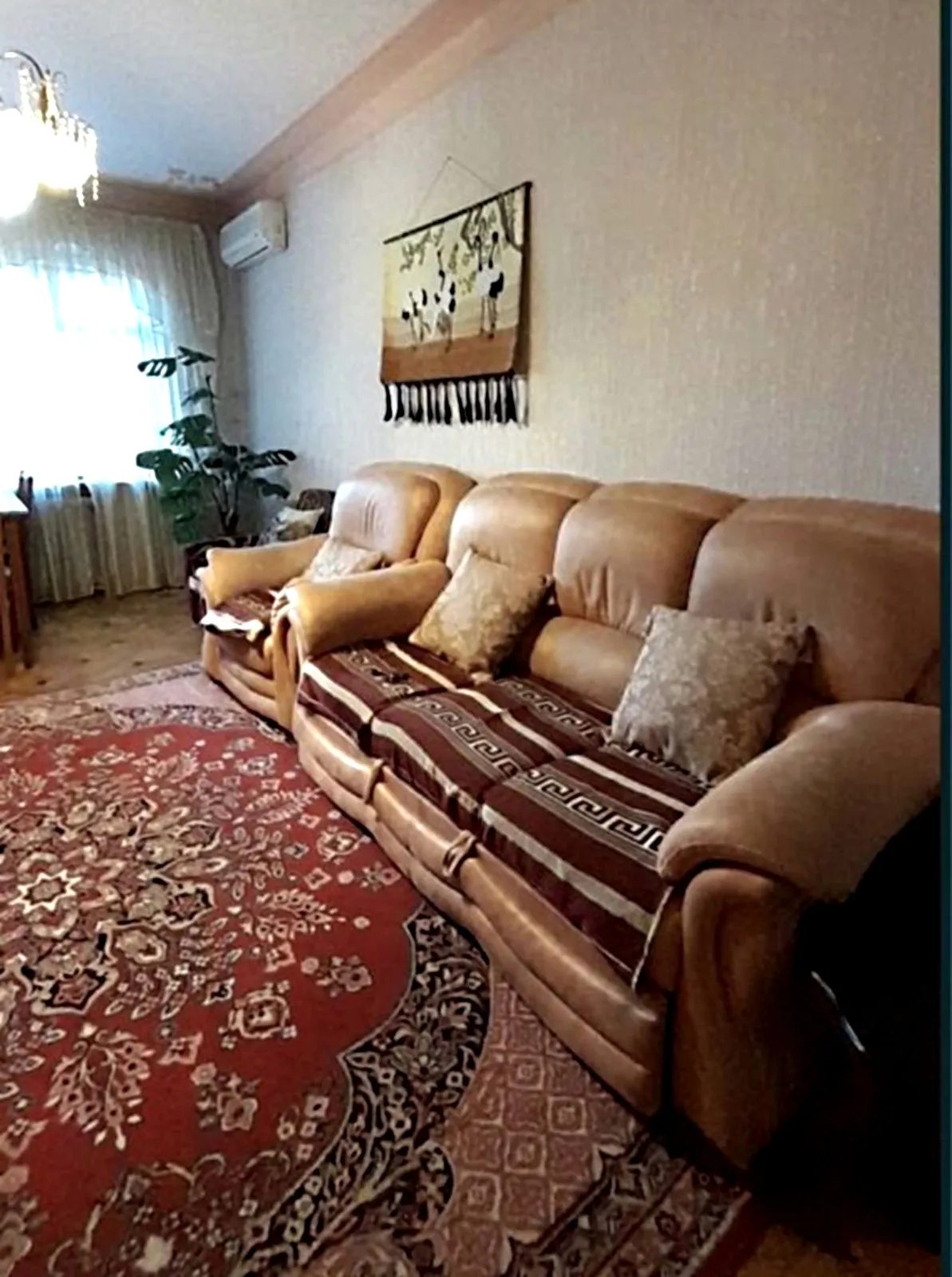 Apartments for sale. 3 rooms, 67 m², 3rd floor/9 floors. 24, Hlushko Akademyka pr., Odesa. 