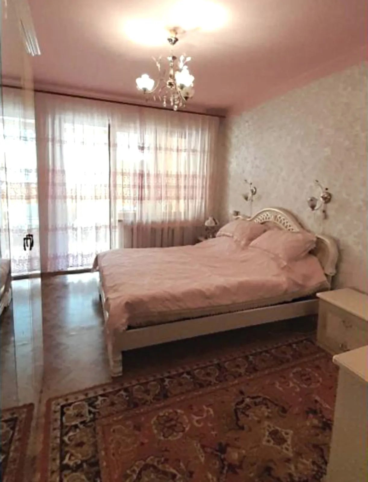 Apartments for sale. 3 rooms, 67 m², 3rd floor/9 floors. 24, Hlushko Akademyka pr., Odesa. 
