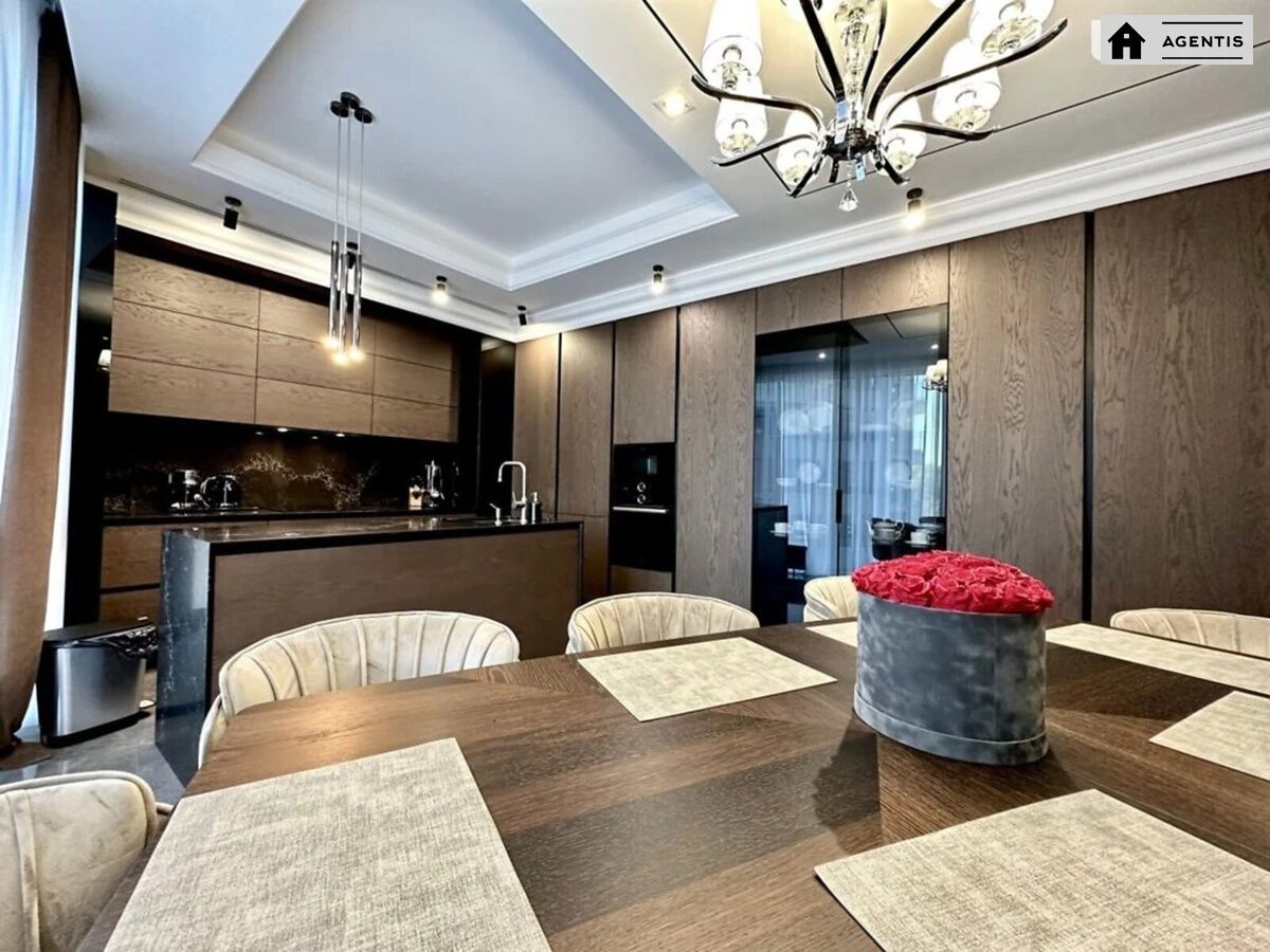 Apartment for rent. 3 rooms, 156 m², 5th floor/22 floors. 12, Buslivska 12, Kyiv. 