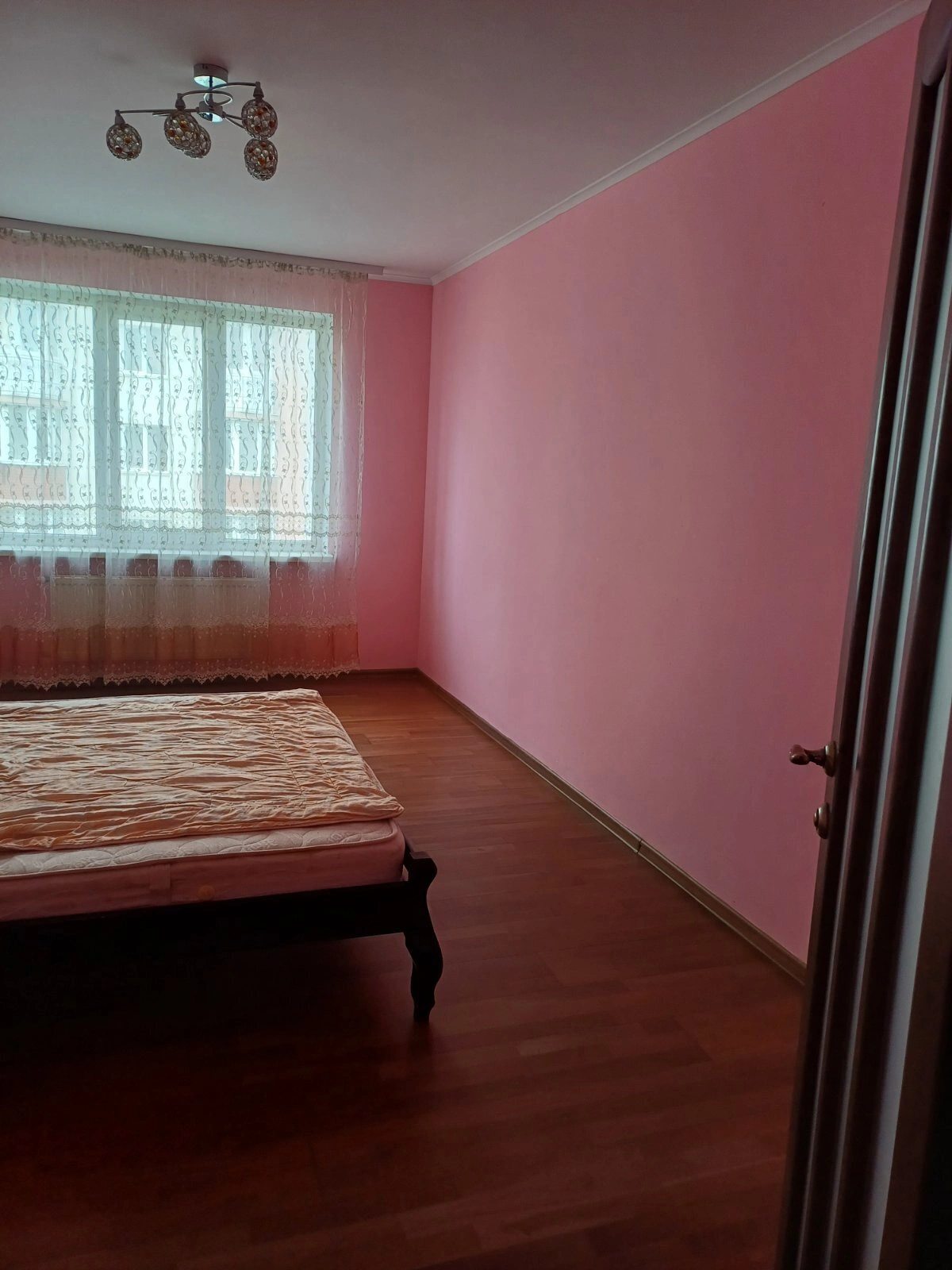 Apartments for sale. 2 rooms, 64 m², 6th floor/10 floors. Obolonya, Ternopil. 