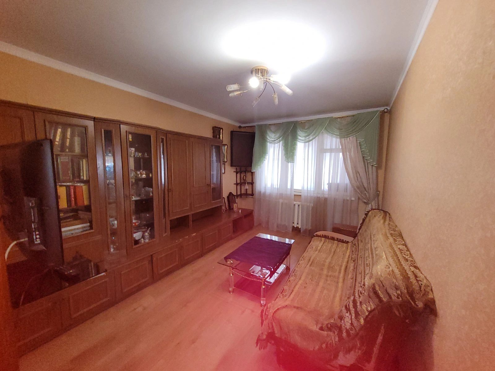 Apartments for sale 3 rooms, 694 m², 1st fl./5 floors. 27, Lyustdorfskaya Doroha , Odesa. 