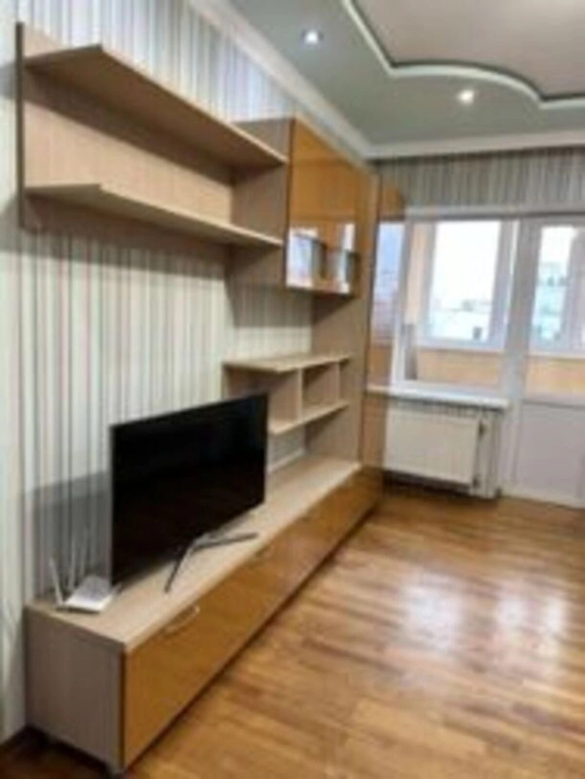 Apartments for sale. 2 rooms, 52 m², 5th floor/6 floors. 8, Shalimova , Sofiyivska Borshchahivka. 