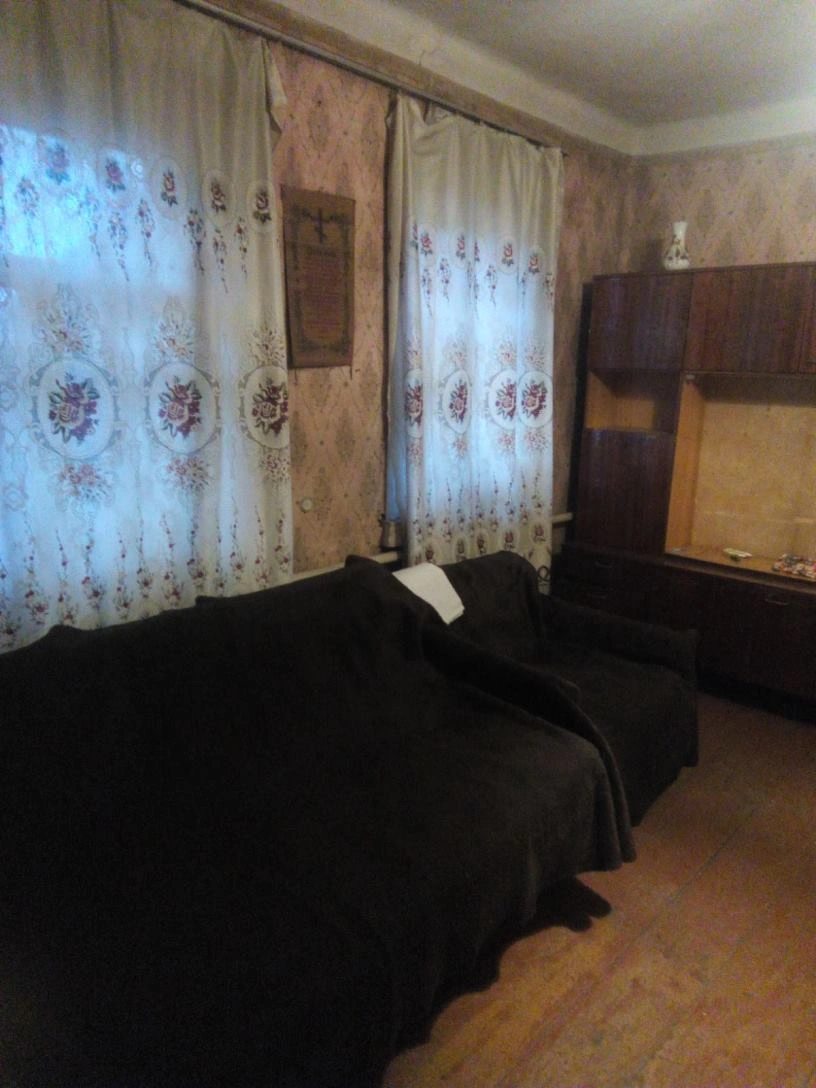 House for sale. 4 rooms, 70 m², 1 floor. Ivankiv. 