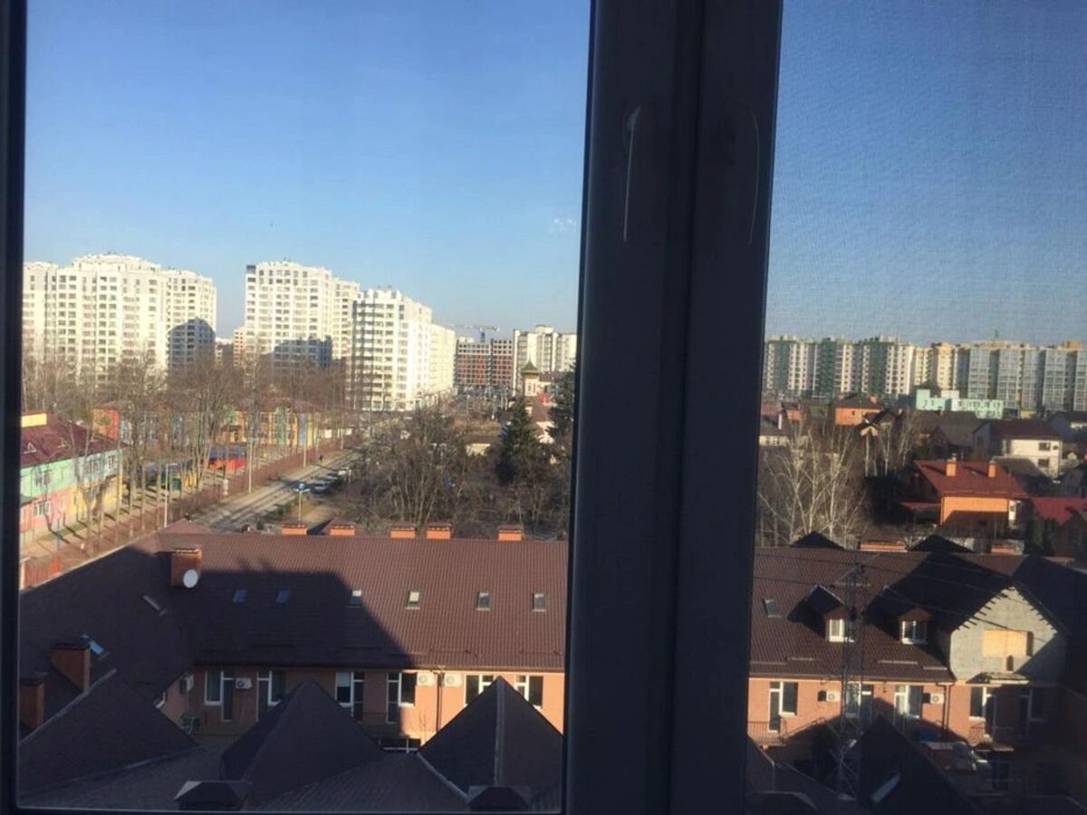 Apartments for sale. 1 room, 61 m², 7th floor/9 floors. 3, Osvity , Kryukivshchyna. 