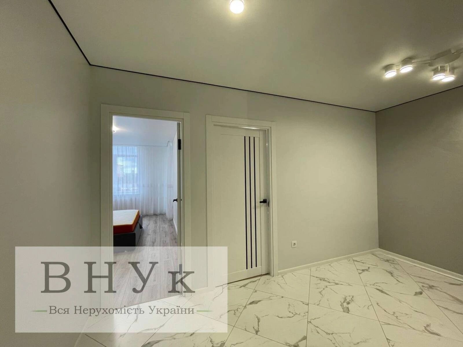 Apartments for sale 2 rooms, 57 m², 5th fl./11 floors. Kyyivska vul., Ternopil. 